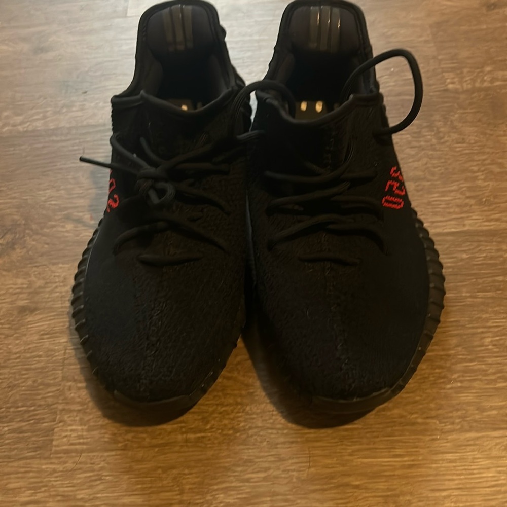 Yeezy boost 350 v2